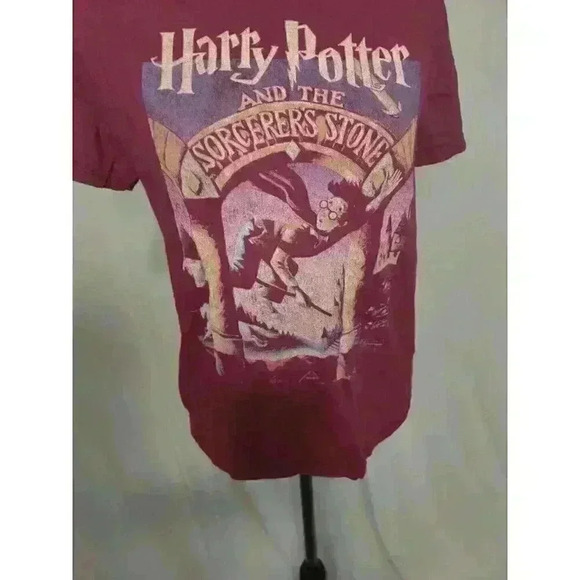 Harry Potter Womens Size Small Maroon T Shirt Sorcerers Stone - Picture 2 of 4